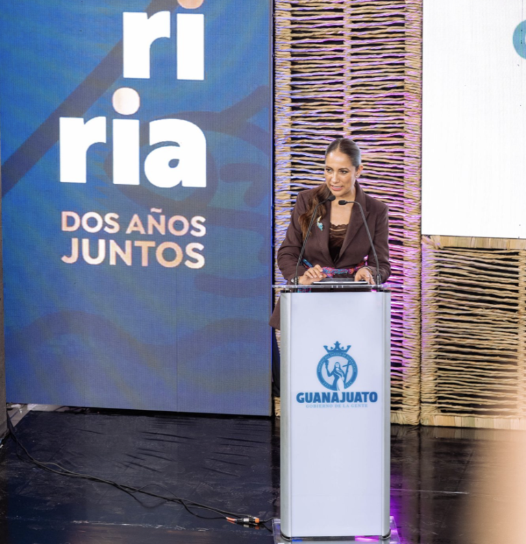 Refrenda Gobernadora su respaldo a las familias yurirenses